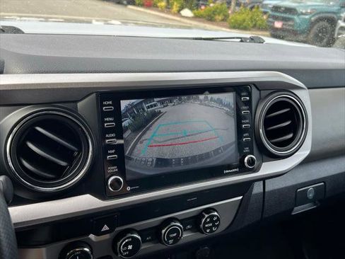 Certified 2020 Toyota Tacoma SR5 image 24