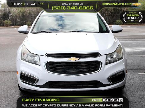 Used 2016 Chevrolet Cruze LT image 2