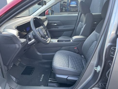 New 2026 Nissan Kicks SV AWD/4WD image 22