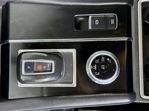 Used 2023 Mitsubishi Outlander SE Black Edition image 20