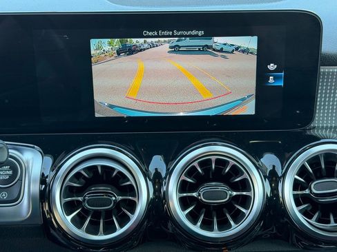 Certified 2023 Mercedes-Benz GLB 250 image 27