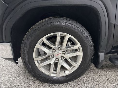 Used 2020 GMC Sierra 1500 SLT w/ SLT Convenience Package image 16