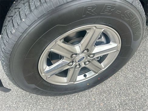 Used 2024 Ford F150 XLT w/ Mobile Office Package image 14