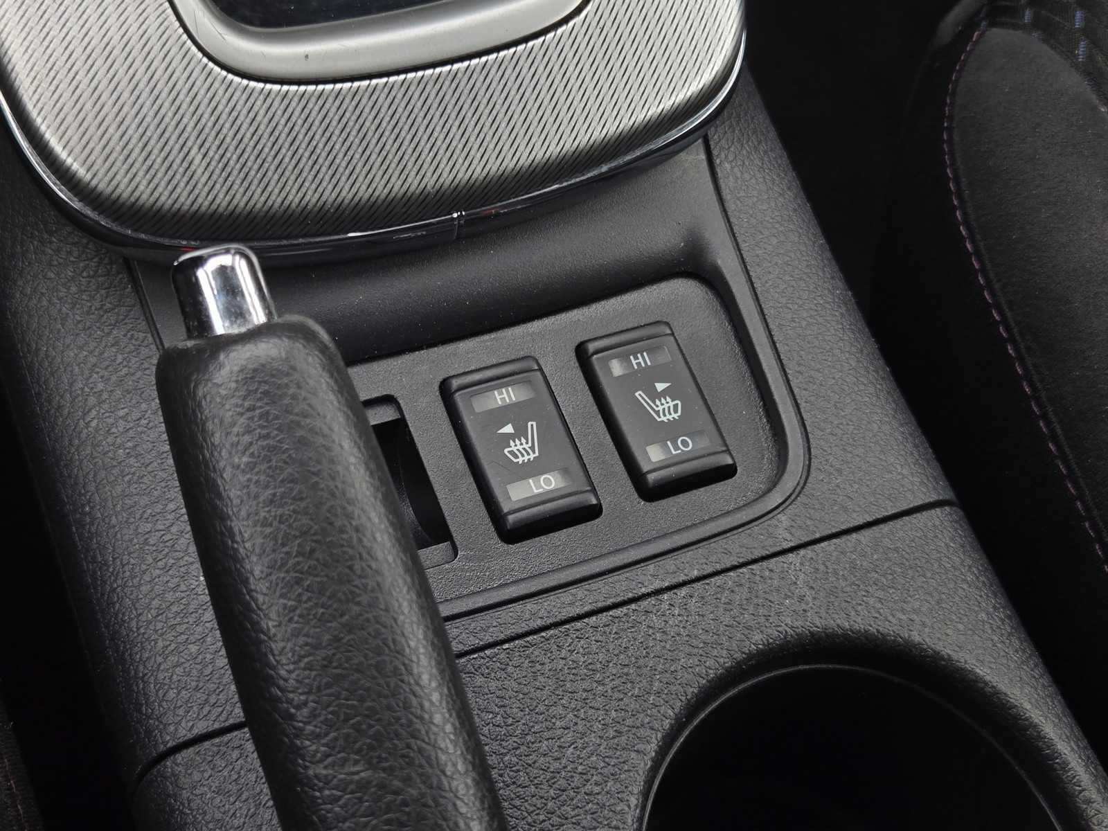 Used 2015 Nissan Sentra SR FWD image 18
