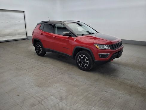Used 2019 Jeep Compass Trailhawk w/ Cold Weather Group image 11