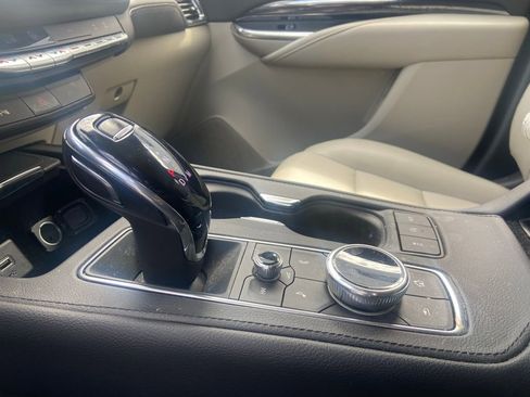 Used 2020 Cadillac XT4 Luxury image 19