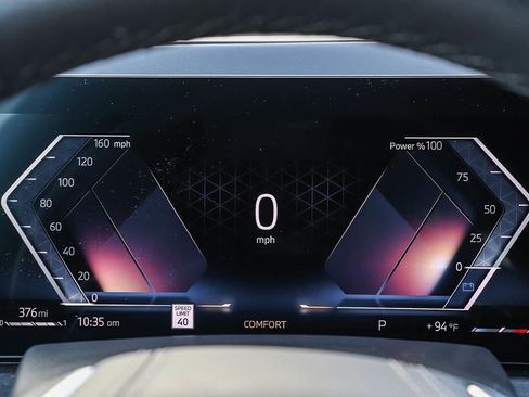 Used 2026 BMW X5 sDrive40i w/ Premium Package image 23