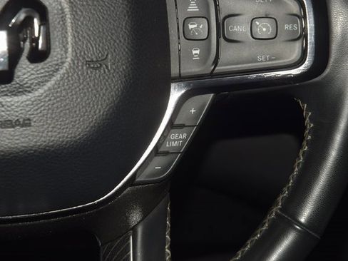 Used 2024 RAM 2500 Limited image 39