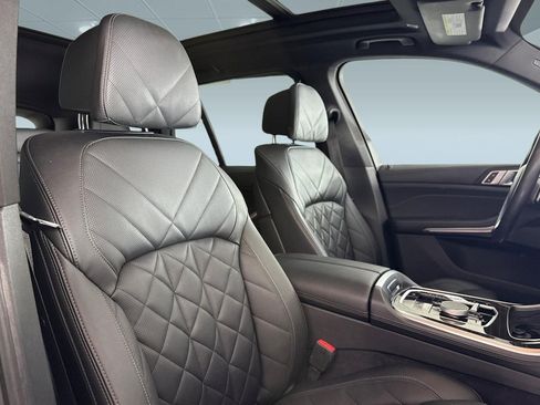 Used 2024 BMW X5 sDrive40i w/ Premium Package RWD image 35