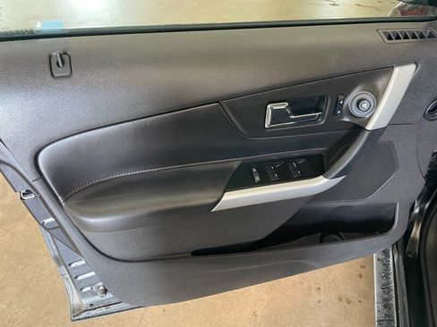 Used 2014 Ford Edge SEL w/ Driver Entry Package FWD image 23