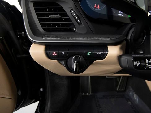 Certified 2022 Porsche 911 Carrera 4S image 26