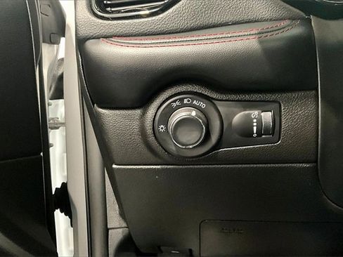 Used 2025 Dodge Durango R/T image 16