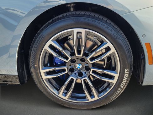 Used 2026 BMW 530i w/ M Sport Package image 9