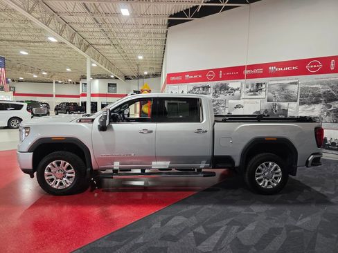 Certified 2021 GMC Sierra 3500 Denali AWD/4WD image 10