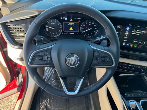 Used 2022 Buick Envision Avenir w/ Technology Package II image 19