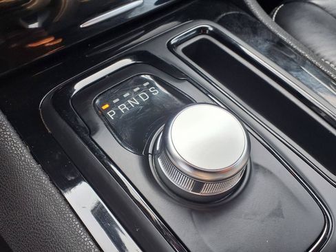 Used 2023 Chrysler 300 S RWD image 15
