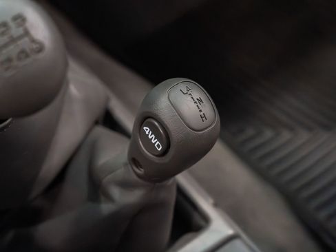 Used 2004 Toyota Tacoma 4x4 Xtracab V6 image 17