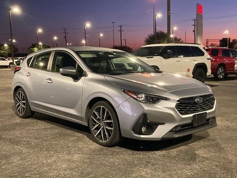 Used 2024 Subaru Impreza 2.0i Sport image 3