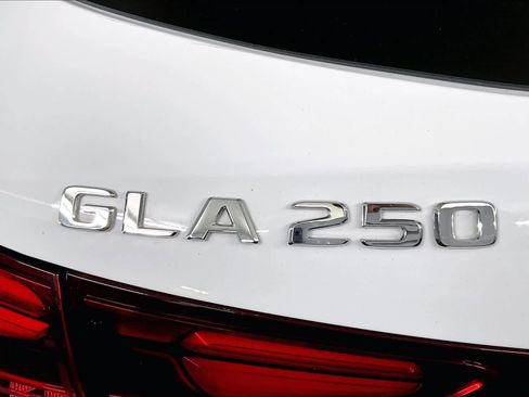 Used 2025 Mercedes-Benz GLA 250 GLA 250 image 10