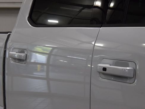 Used 2022 Ford F250 Lariat w/ Lariat Ultimate Package AWD/4WD image 21