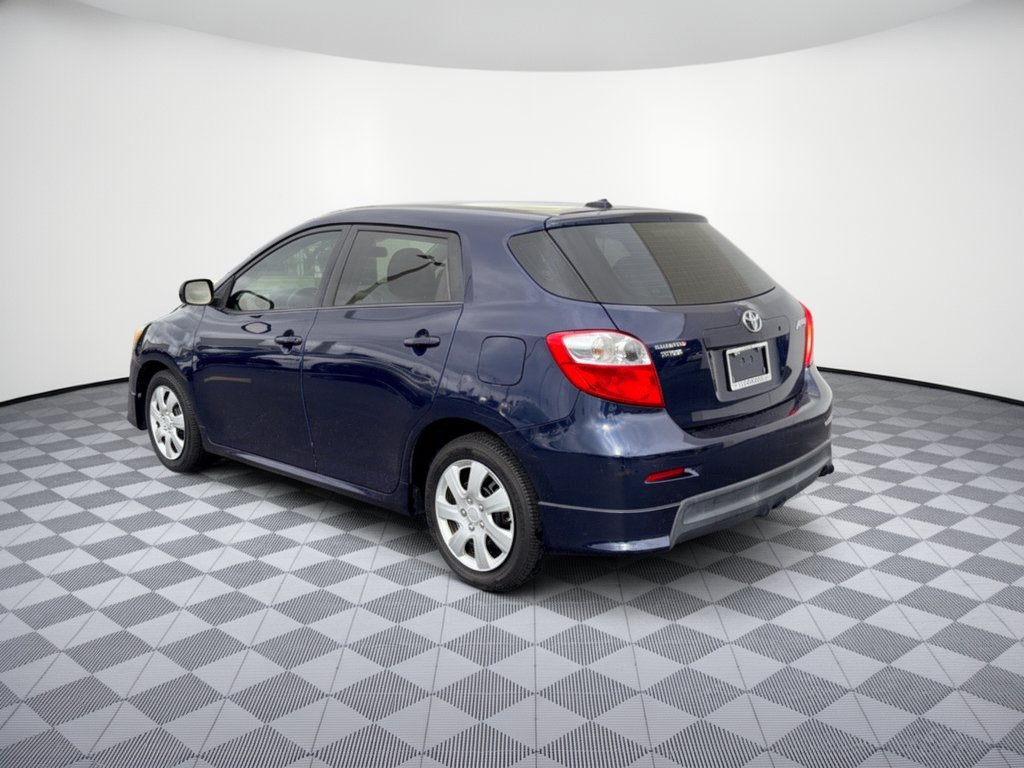 Used 2009 Toyota Matrix w/ PWR Pkg FWD image 3