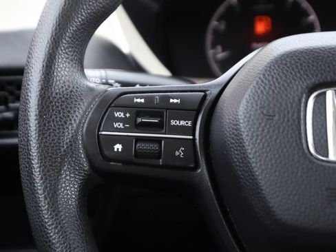 Used 2024 Honda HR-V LX image 21