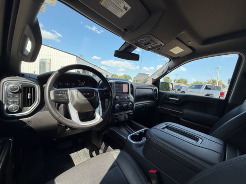 Used 2021 GMC Sierra 1500 SLT w/ SLT Premium Plus Package AWD/4WD image 19