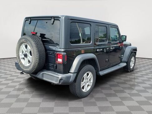 Used 2018 Jeep Wrangler Unlimited Sport S AWD/4WD image 5