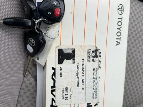 Used 2006 Toyota RAV4 4WD V6 image 33
