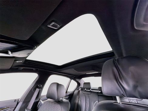 Used 2021 BMW 540i w/ Executive Package RWD image 21