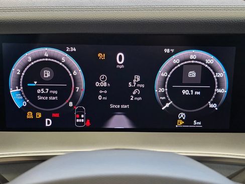 New 2026 Volkswagen Tiguan SE R-Line FWD image 14