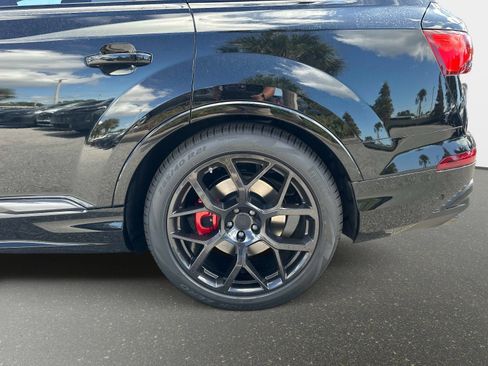 New 2026 Audi SQ7 Prestige image 11