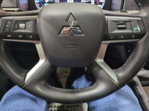 Used 2024 Mitsubishi Outlander SE AWD/4WD image 20