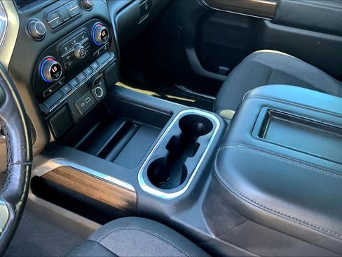 Used 2020 Chevrolet Silverado 1500 RST w/ Texas Edition image 16