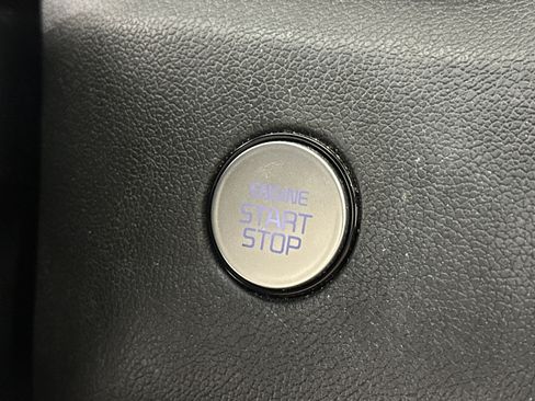 Used 2022 Kia Sorento S w/ Panoramic Sunroof Package image 28