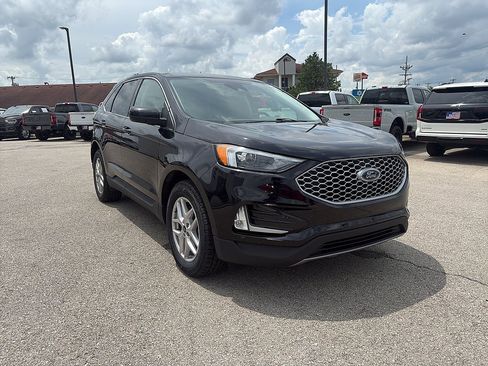Used 2023 Ford Edge SEL w/ Convenience Package AWD/4WD image 7