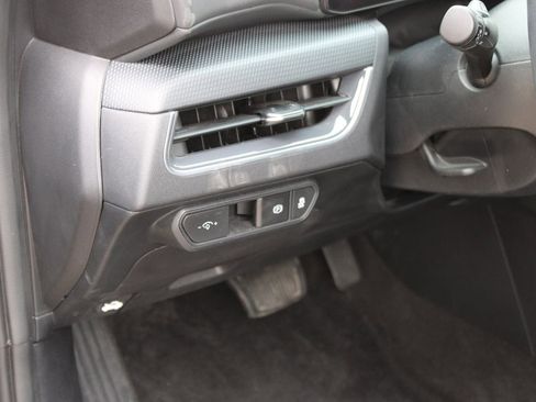 Used 2025 Kia K4 GT-Line w/ GT-Line Premium Package image 24