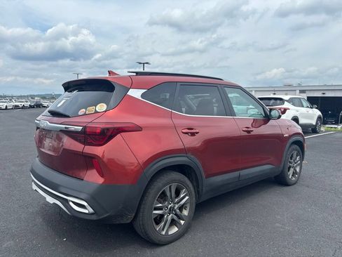 Used 2022 Kia Seltos S AWD/4WD image 2