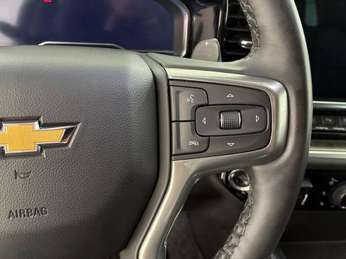 Used 2025 Chevrolet Silverado 1500 LTZ AWD/4WD image 24