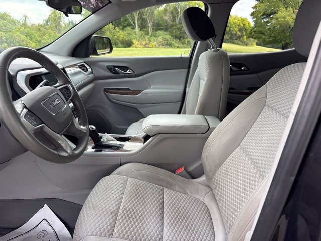 Used 2019 GMC Acadia SLE FWD image 15