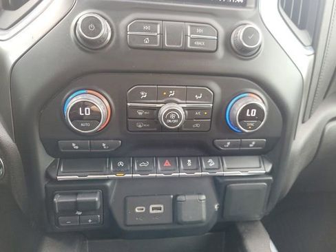 Used 2021 Chevrolet Silverado 1500 RST AWD/4WD image 19
