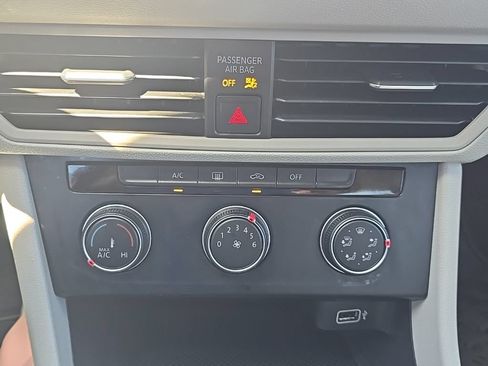 Used 2019 Volkswagen Jetta S w/ Driver Assistance Package FWD image 13