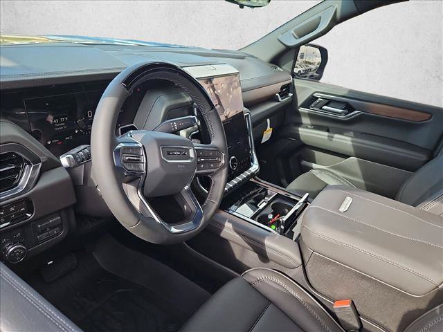 New 2026 GMC Yukon Denali w/ Denali Reserve Package AWD/4WD image 3