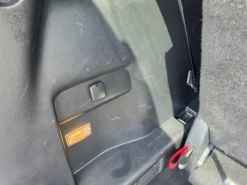 Used 2016 Ford Explorer XLT w/ Equipment Group 202A FWD image 49