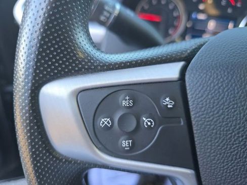 Used 2023 GMC Acadia SLE FWD image 21