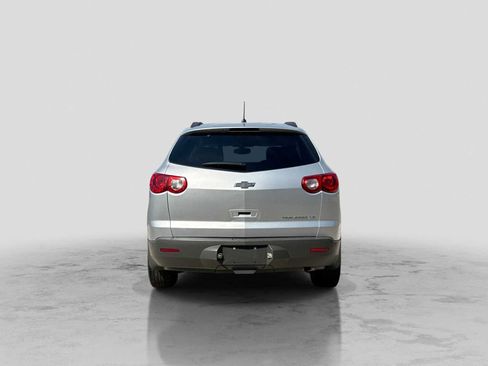 Used 2012 Chevrolet Traverse LS FWD image 5