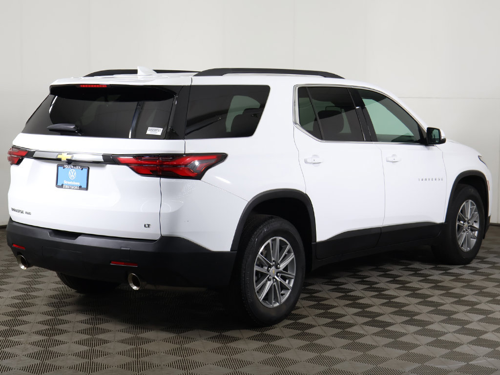 Used 2023 Chevrolet Traverse LT AWD/4WD image 10