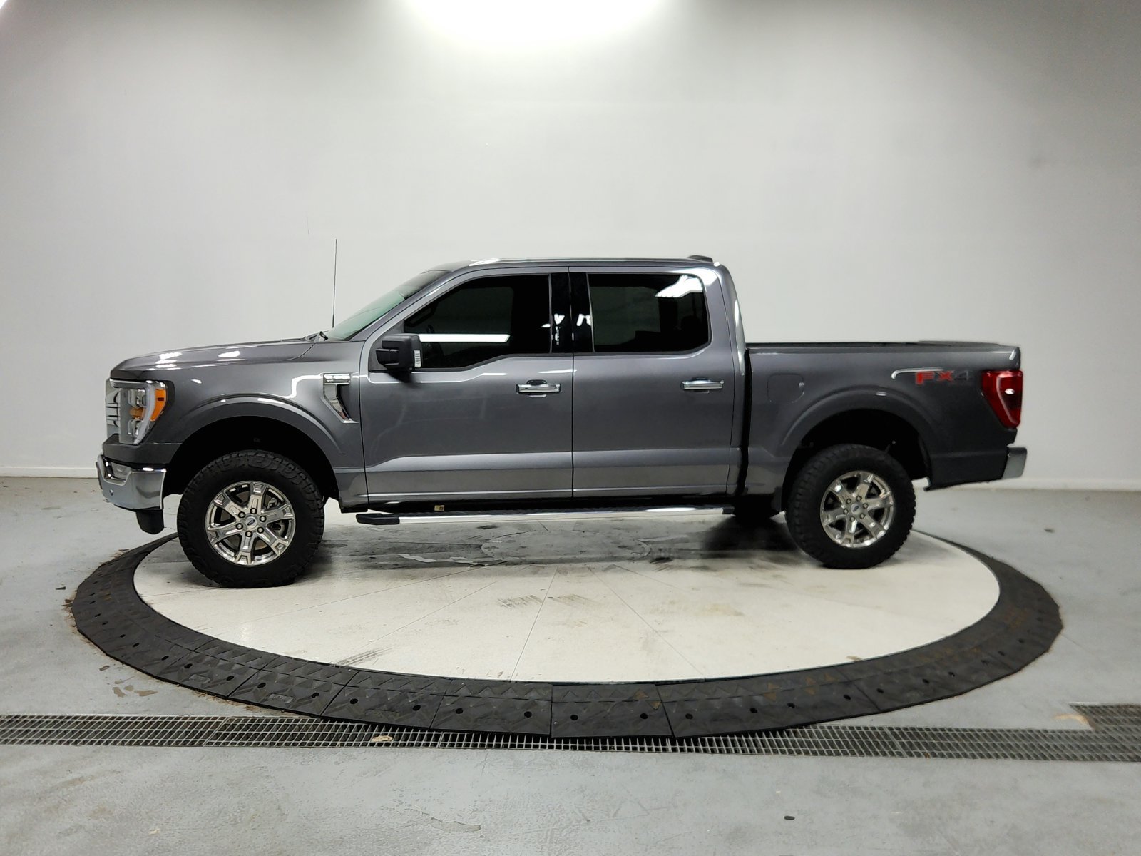 Used 2021 Ford F150 XLT w/ Equipment Group 302A High AWD/4WD image 5
