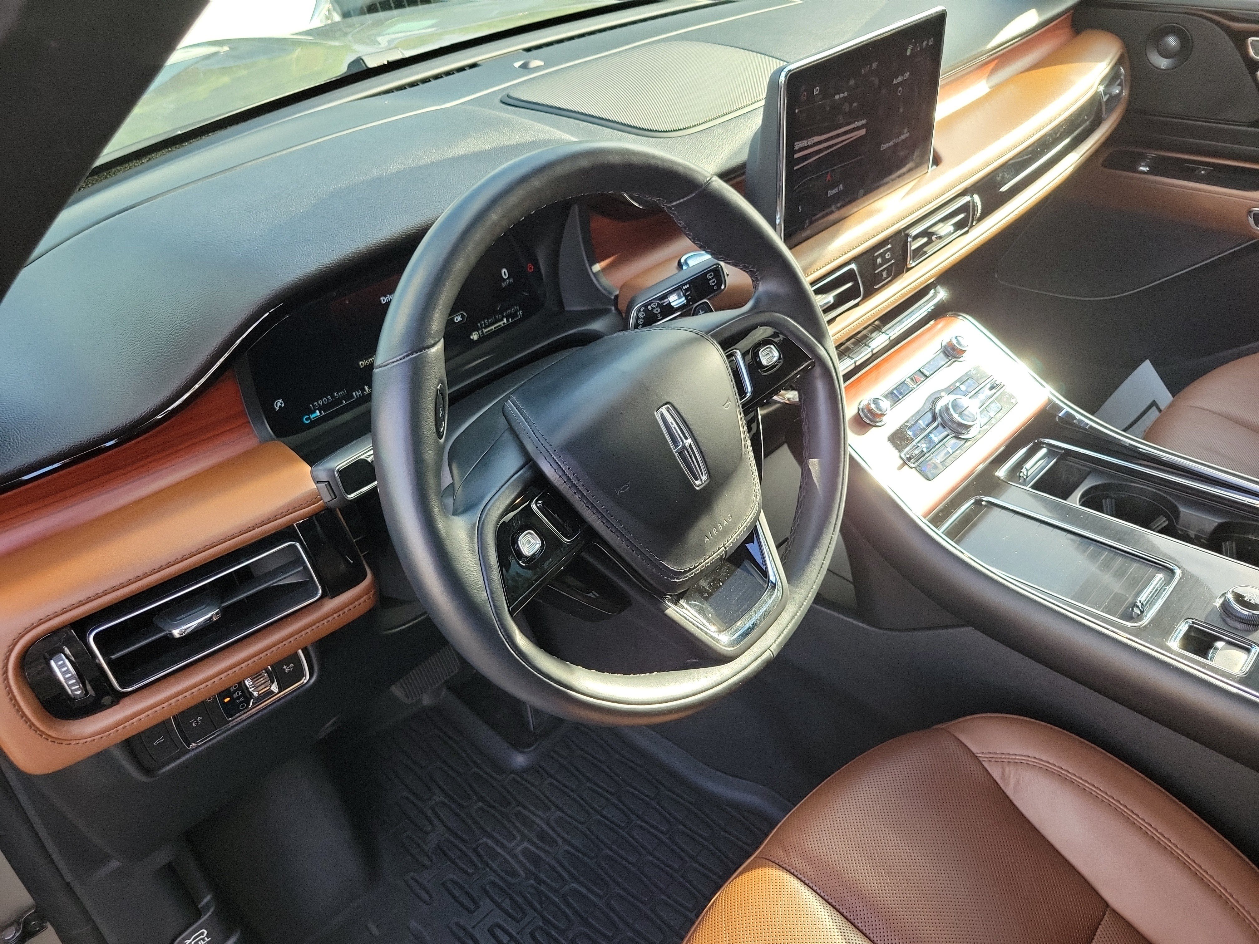 Certified 2023 Lincoln Aviator Reserve w/ Elements Package Plus RWD image 13