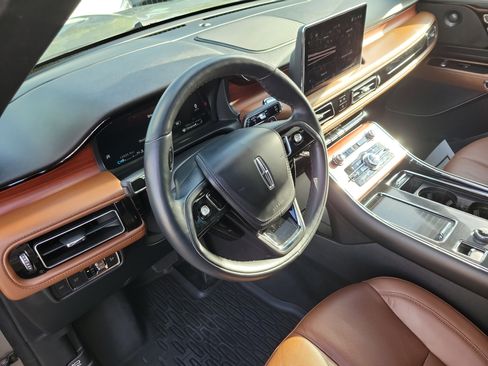 Certified 2023 Lincoln Aviator Reserve w/ Elements Package Plus RWD image 13